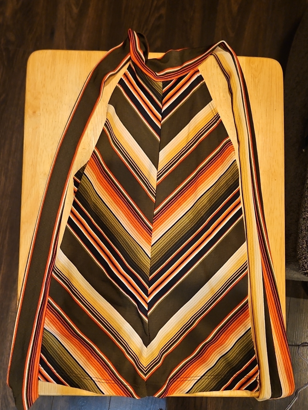 Trés Bon Retro Chevron Striped Halter Top - Size Small